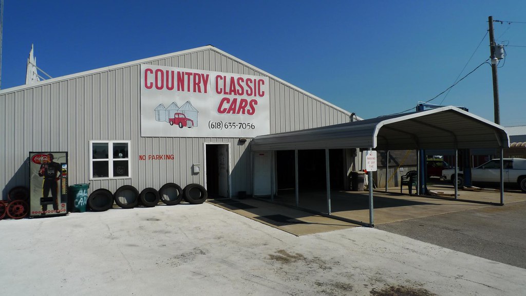 Country Classic Cars, Staunton, IL www.countryclassiccars.… Flickr