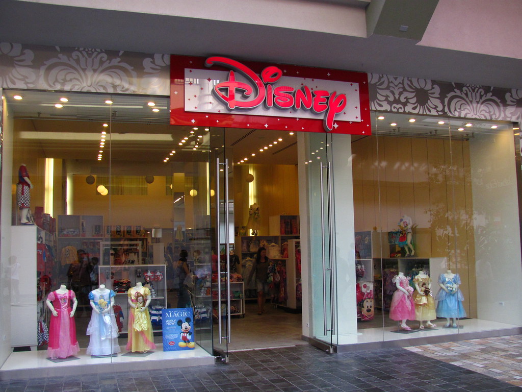 Disney Store at the Ala Moana Shopping Center in Honolulu Flickr