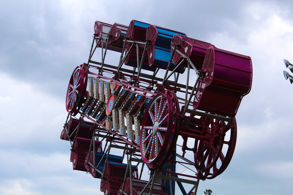 Feature 1 The zipper at the Urbandale Carnival. emmaburkhead Flickr