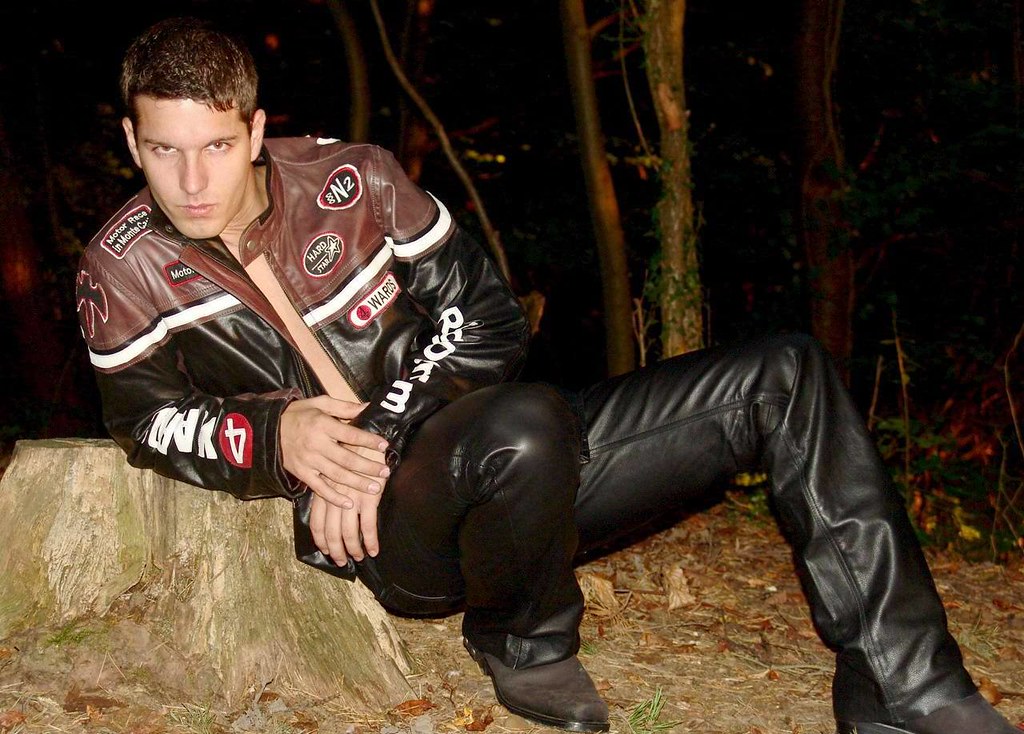 Leon gay leather Jule Flickr