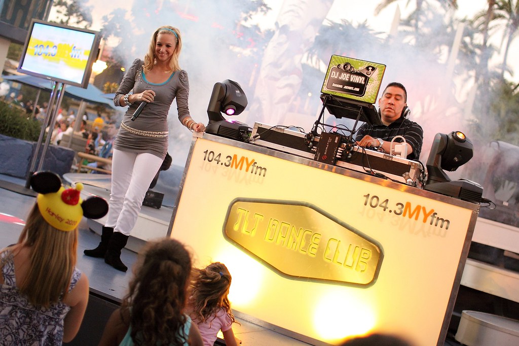 TLT Dance Club Carlos Flickr