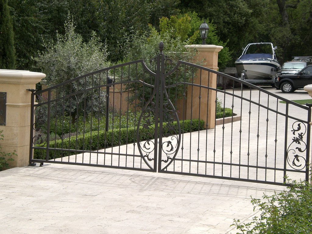 cumple ano de catalino pichers 042 L&J Ornamental Ironworks Flickr