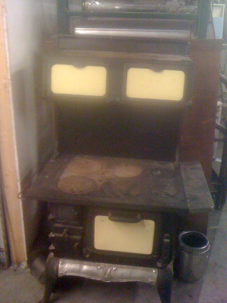 71510 Cook Stove Small cook stove, brand and date unknow… ReNew