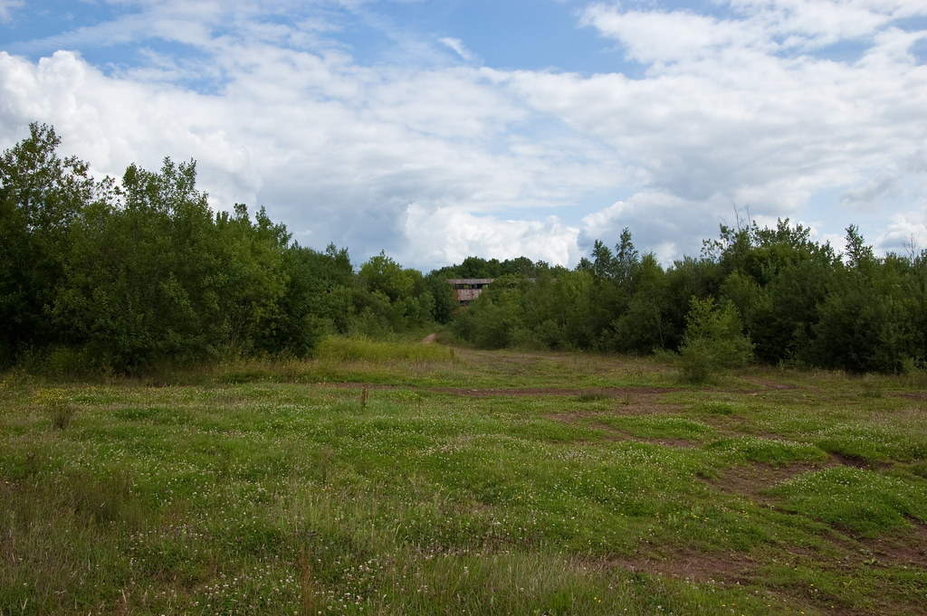 Llanharry Iron mine Llanharry Iron, mine, closed around 19… Flickr