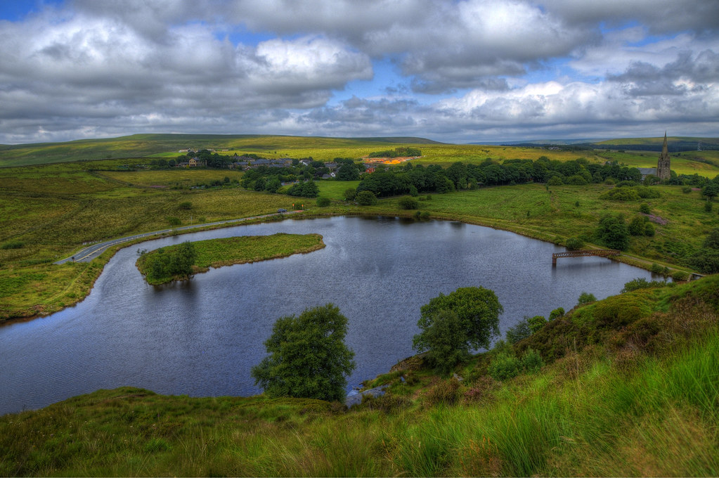 BLUE LAGOON, BELMONT, LANCASHIRE. AFTER THE RAINFALL IN JU… Flickr