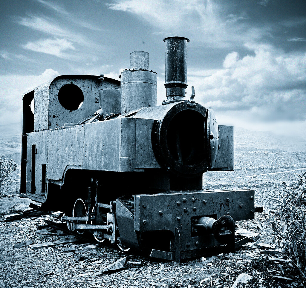 Gloddfa Ganol steamer Derelict steam engine at Gloddfa Gan… Flickr