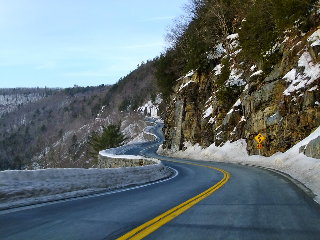 Hawk's Nest Deerpark, New York wxkeith Flickr