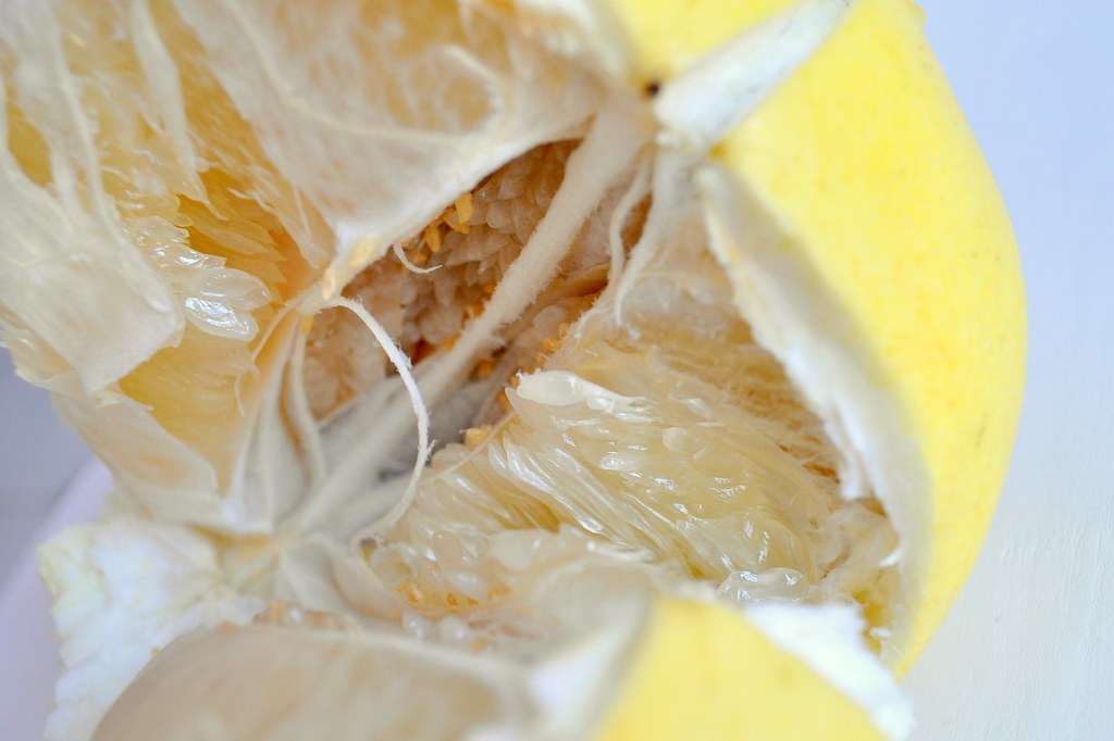 Pomelo chinois Honey pomelo Un gros pomelo (800g), moins… Flickr