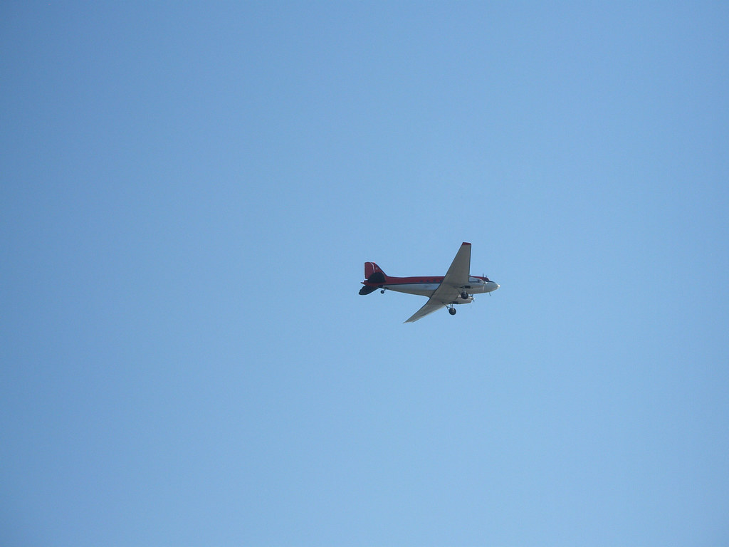 Aklak Air Basler BT67 aircraft descending to the Aklav… Flickr