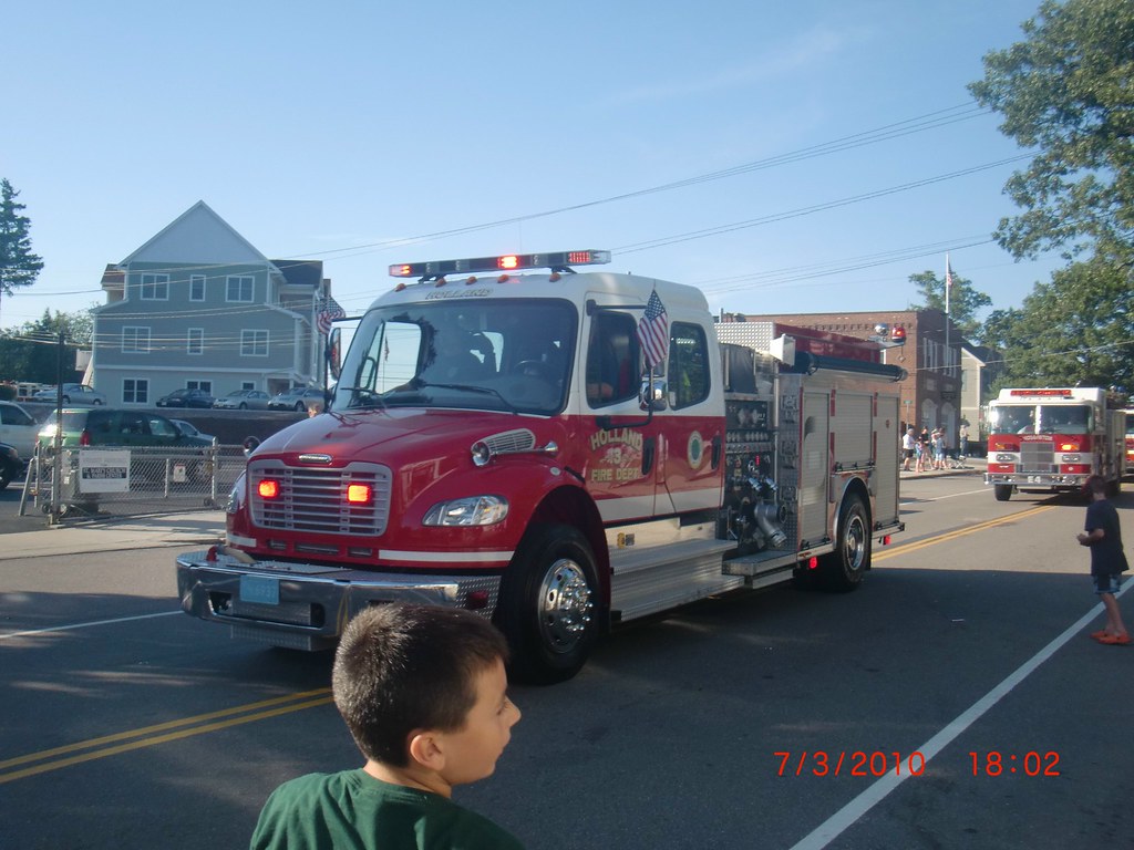 walpole, ma 2010 4th of july apparatus parade picture 18… Flickr