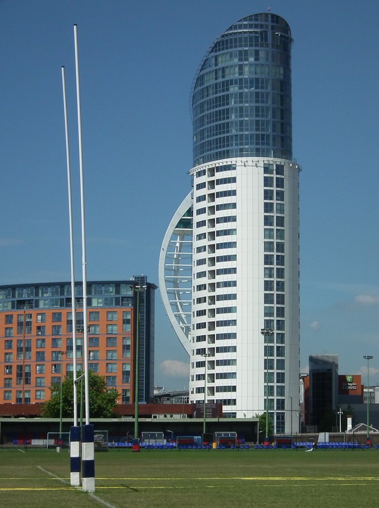 Pregnant Lipstick Tower, Portsmouth Richard Lewis Flickr