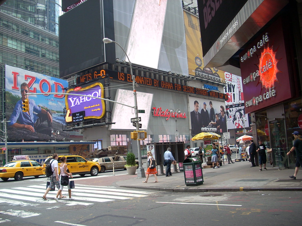 Walgreens Walgreens 11962 1471 Broadway (1 Times Square),… Flickr