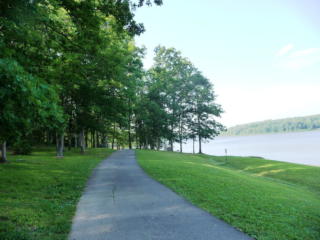 Picnic Broadford Lake park walking path Mary Schultz Flickr