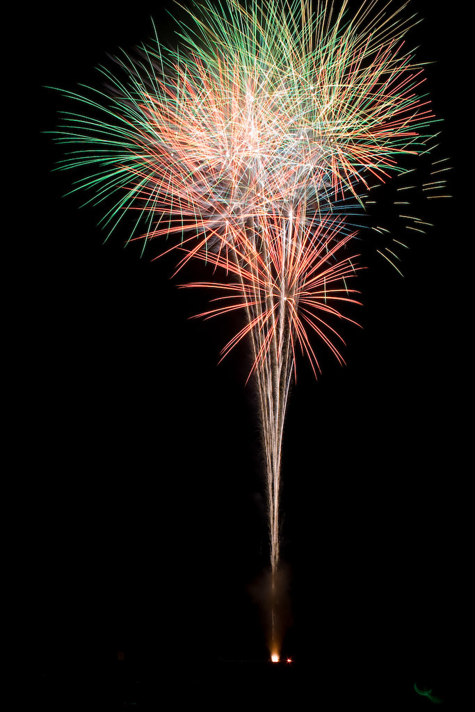 CJ198 Newtown Fireworks Independence Day fireworks in Newt… Flickr