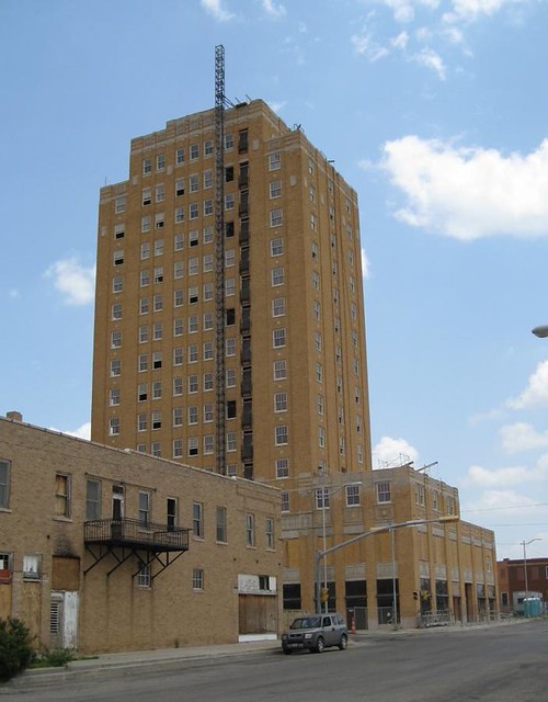 Big Spring, TX 2533a At one point in about 1970 I was taki… Flickr