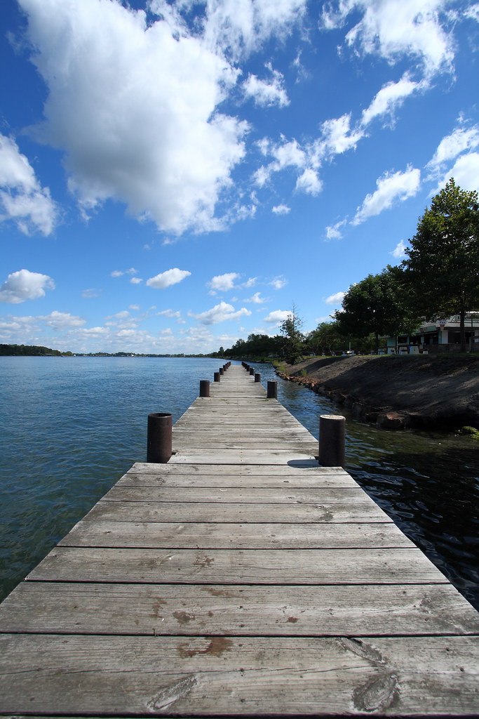 Isle View Pier 2 Isle View Park, Tonawanda, NY Derek Punaro Flickr