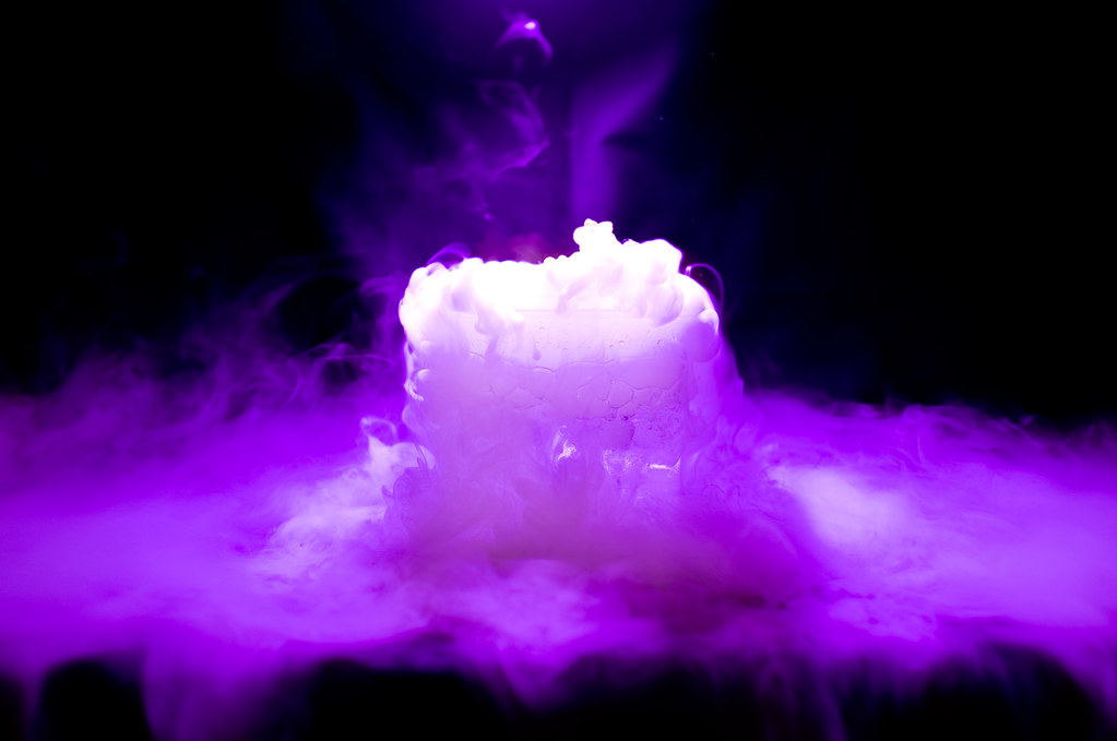 Dry Ice Experimentation Pouring hot water into dry ice, an… Flickr