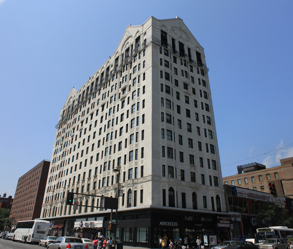 Hotel Theresa (Theresa Towers) Harlem, Manhattan, New York… Flickr