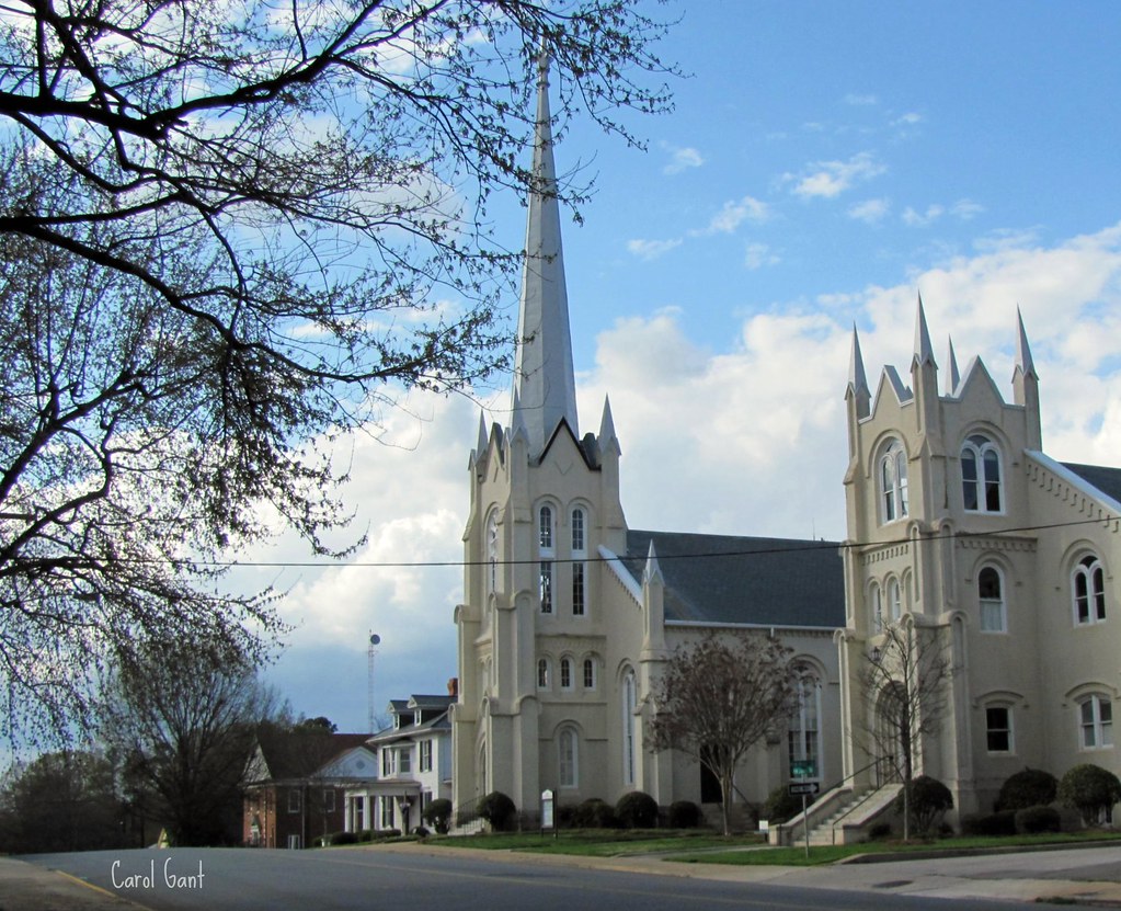 First Presbyterian Church in York, SC The newer sanctuary … Flickr
