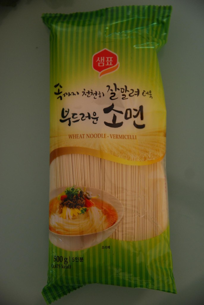 Wheat Noodle Vermicelli Giving this Korean Wheat Noodle Ve… Flickr