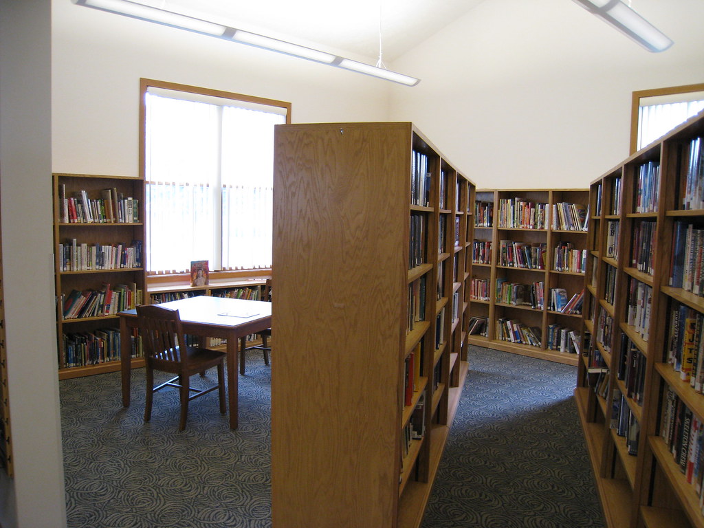Blue Hill Public Library Interior shelving at Blue Hill Pu… Flickr