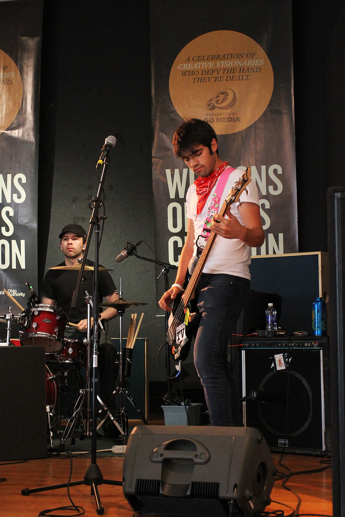 Parachute Journalists at WMC 2010 wmcfest Flickr