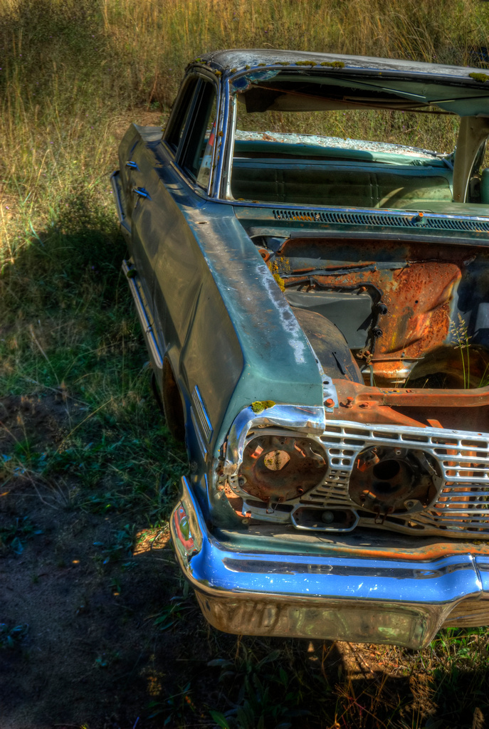 Heartless An old car in the Arrow Auto Salvage Yard, Naple… Flickr