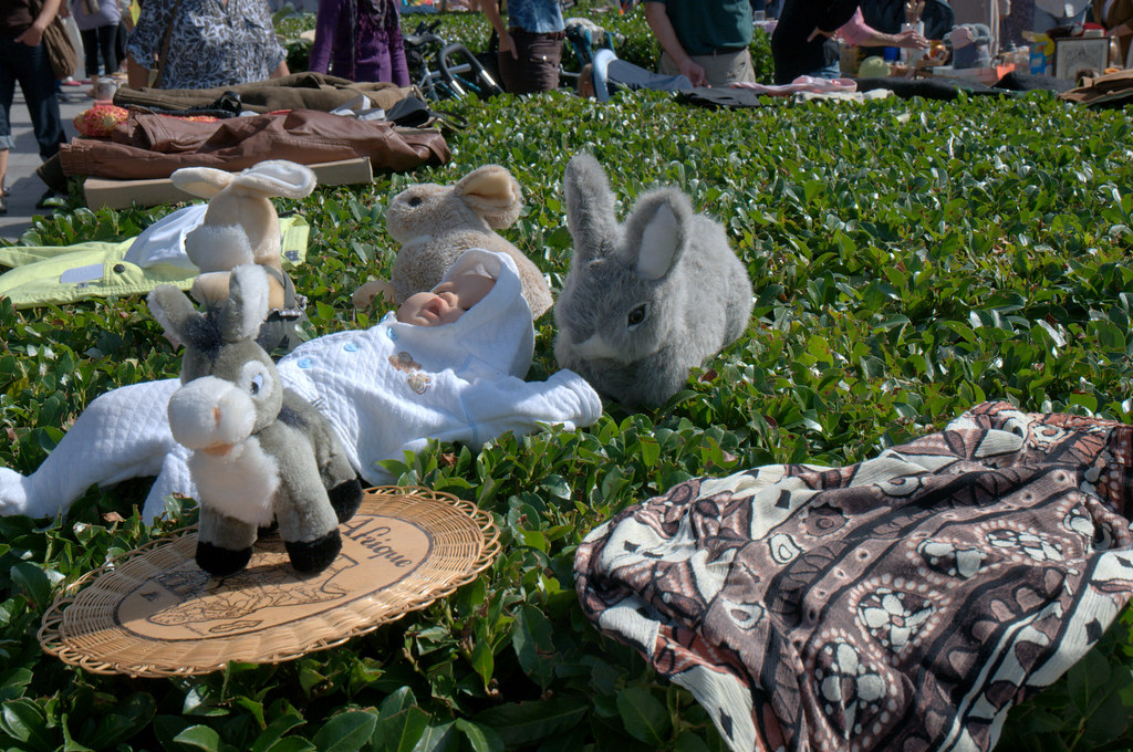 Flea Market Bargains WrldVoyagr Flickr