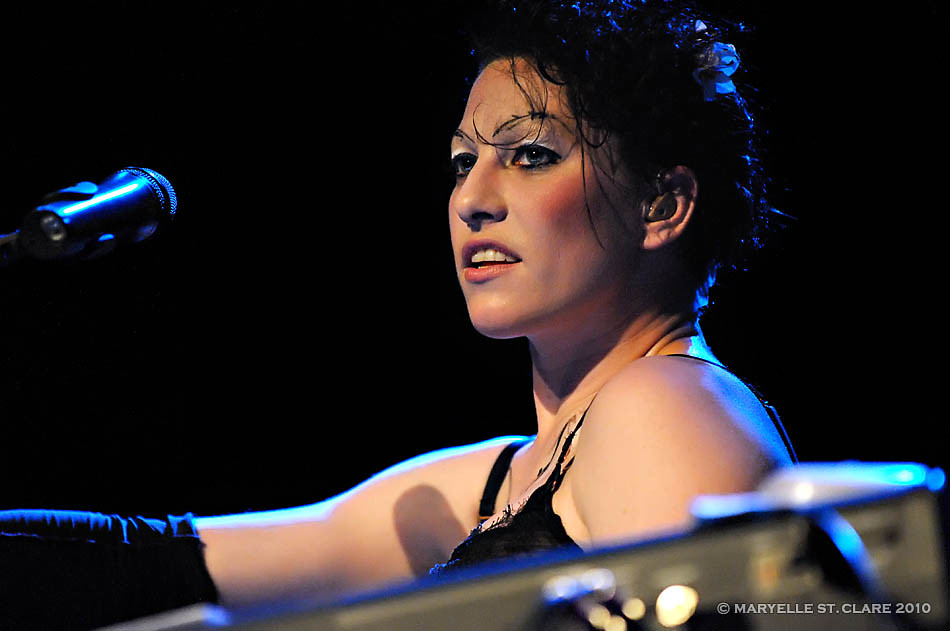 Amanda Palmer The Dresden Dolls 11/13/10 a photo on Flickriver