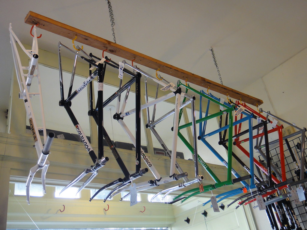 Flickriver Photoset 'Freewheel Bike Shop, San Francisco, CA' by chasingmailboxes