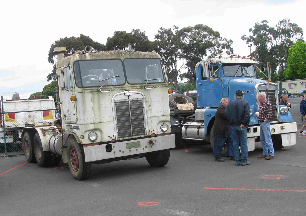Old Kenworth trucks atkipete Flickr
