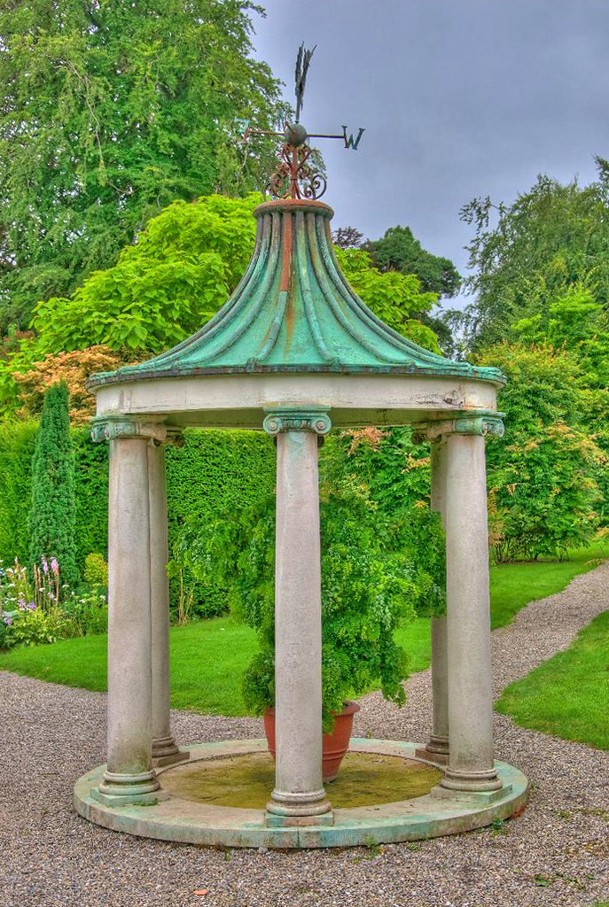 Garden Pillar House Farmleigh Farm Gardens, Phoenix Park ,… Flickr