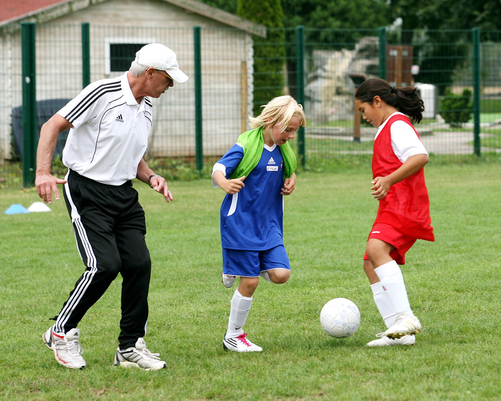 Heidelberg Youth Services soccer camp 2010 Coach Denis Kru… Flickr