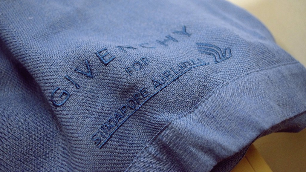 Blanket by Givenchy Singapore Airlines SQ879 TPESIN MattCKG