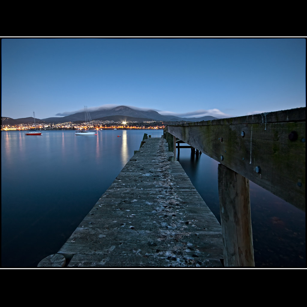 Montagu Bay, Tasmania, Australia. David Panevin Flickr