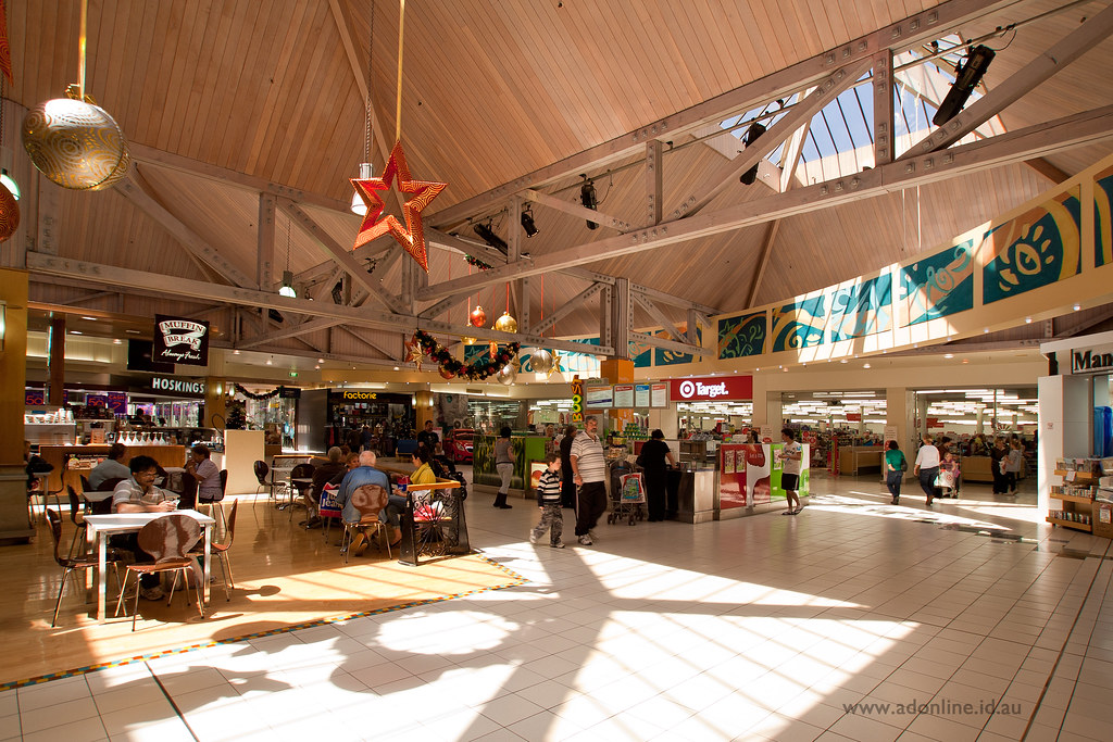 Mid Valley Shopping Centre The interior of Mid Valley Shop… Flickr