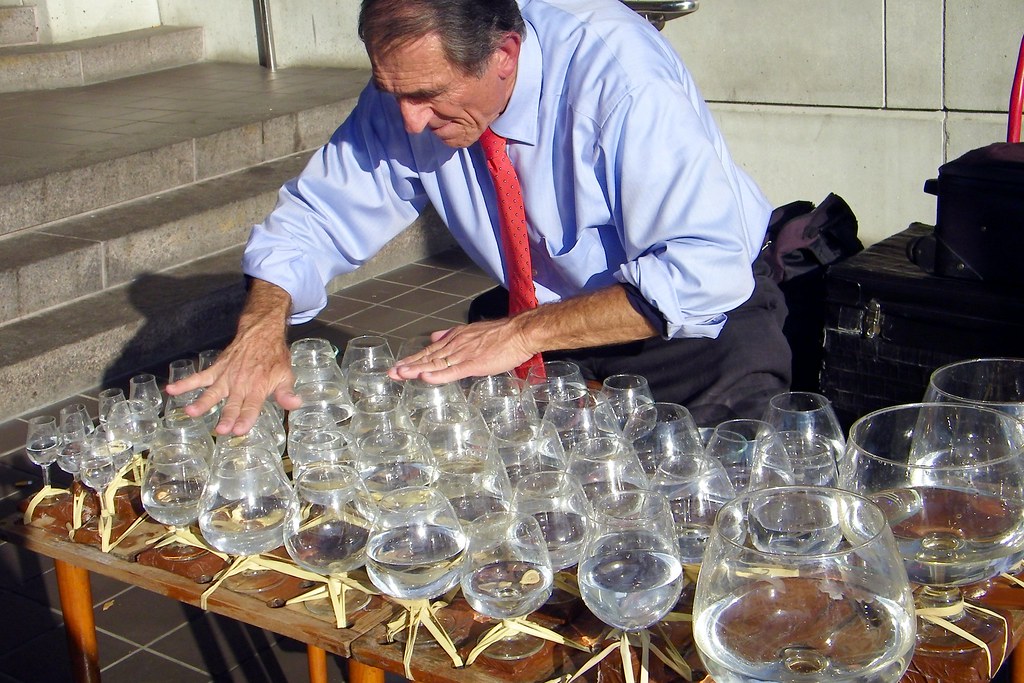 Glass harp maestro Jamey Turner. Glass harp concert. Torpe… Flickr