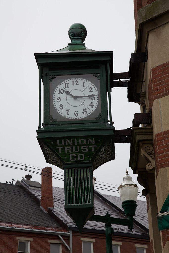 Union Trust Co. Clock Ellsworth, Maine We are now on our… Flickr