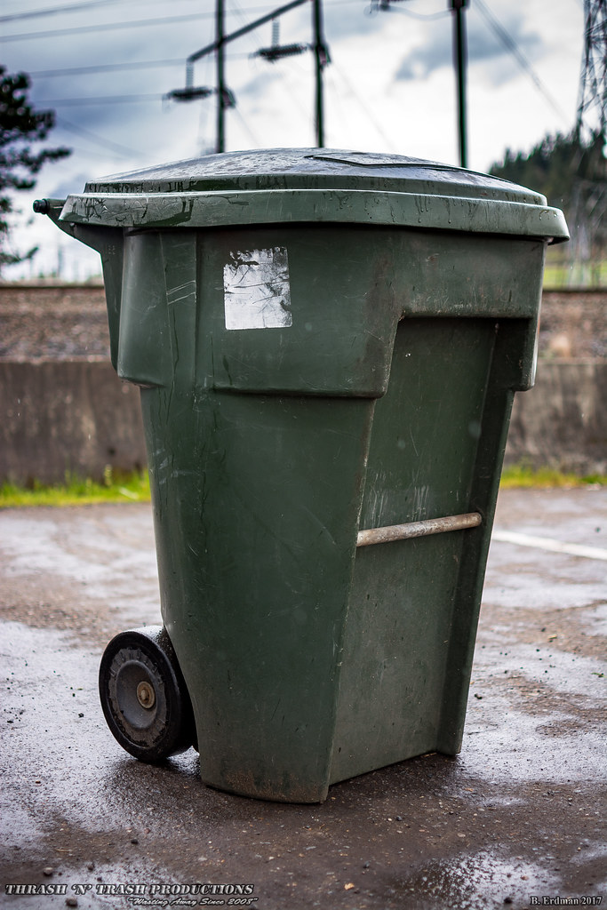 Sunrise Sanitation Service, LLC 96gallon Heil Rotomold Re… Flickr