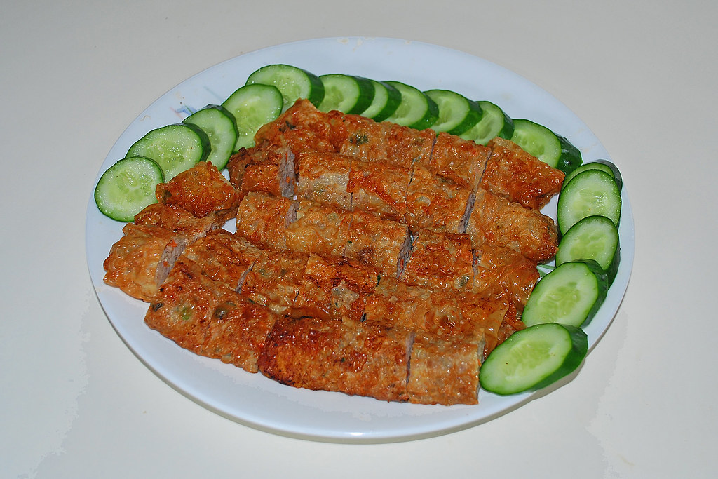 Ngoh Hiang Bean curd skins wrapped with meat paste and spi… Flickr