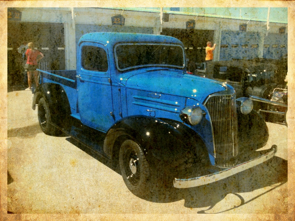 Blue and Black GoodGuys Car Show Labor Day Weekend. Taken … Flickr