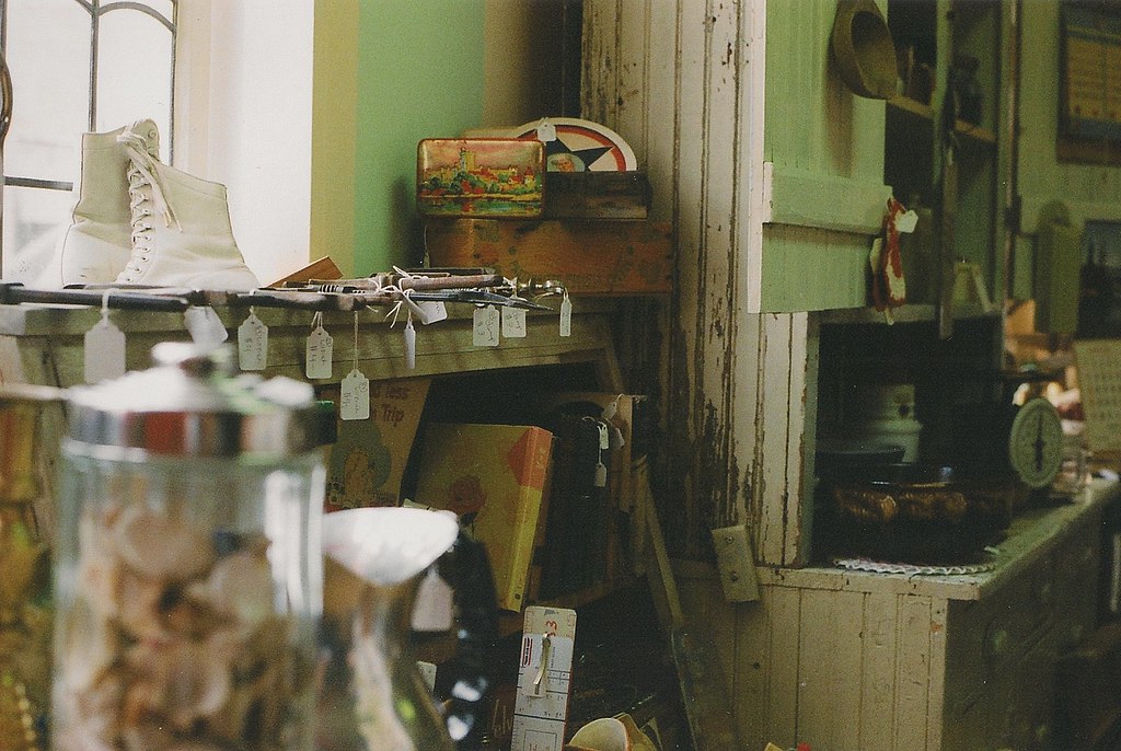 Minnesota thrift store Kendall Flickr