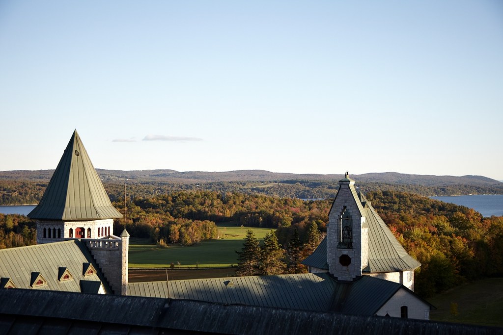 Abbaye St. Benoit Du Lac Québec, Canada Abbaye St. Benoi… Flickr