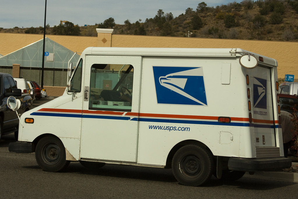 USPS van Grumman LLV of the US Postal Service Felipe G Flickr