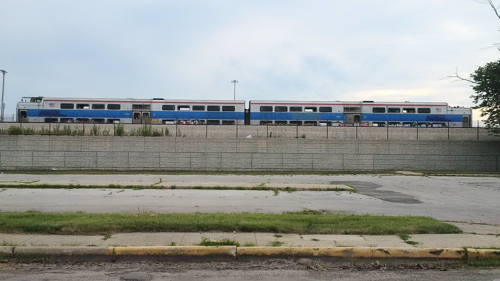 "Old" 1971 Illinois Central Electric Cars 4 Still there, … Flickr
