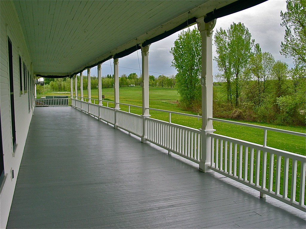 Grand Isle Lake House (1903) veranda Grand Isle, Vermont… Flickr