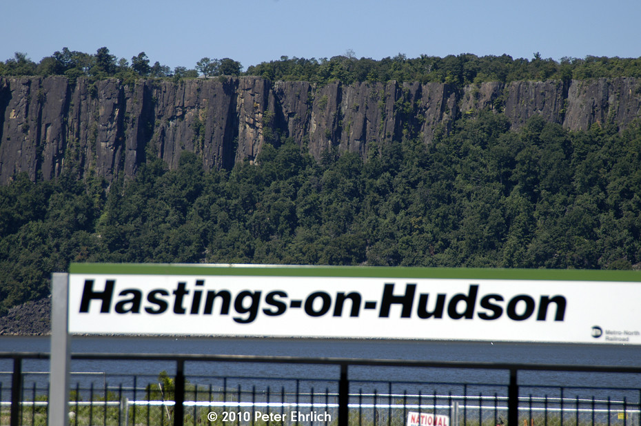 METRONORTHHastingsonHudson Station, plus Palisades. 2… Flickr