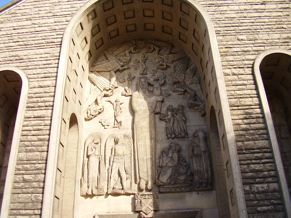 Porte St Cloud St Jeanne De Chantal Church Bas Relief Flickr