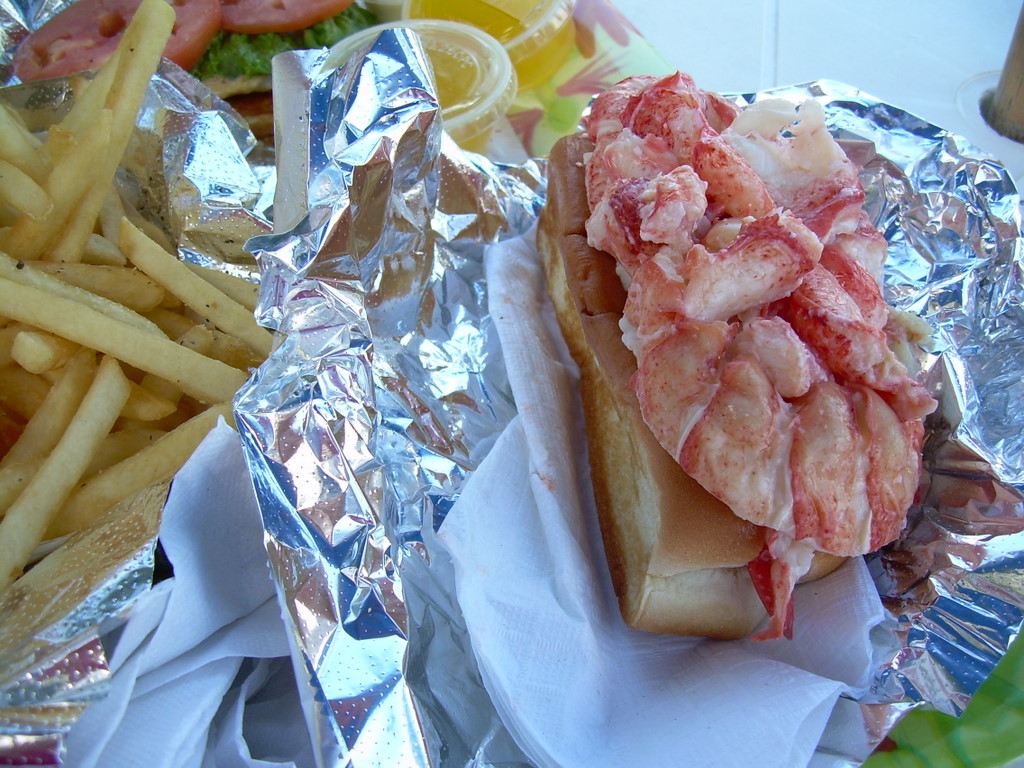 100911_maine_023 Biggest Lobster roll at Red's alex_s2 Flickr