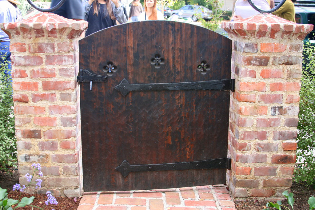 tudor gate back Blog Gates and Fences to Aspire To kelly